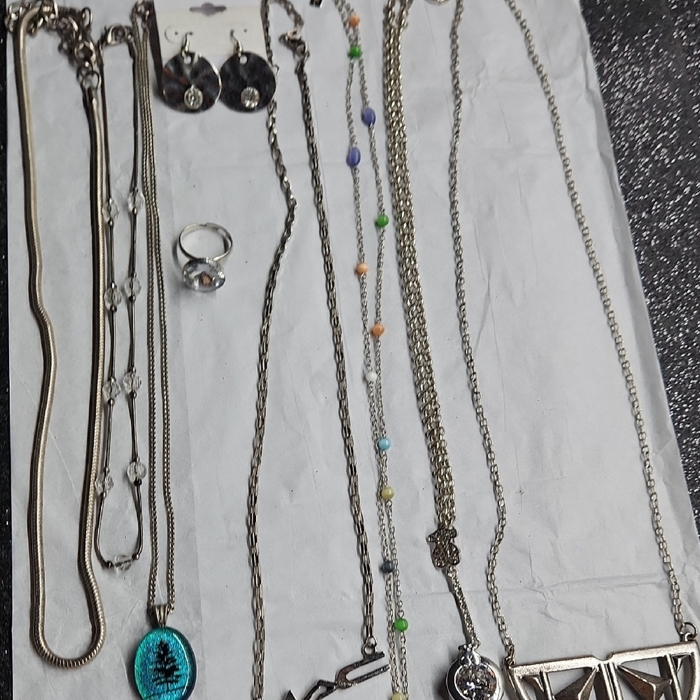 Silver-tone Themed Bundle - Picture 13 of 14